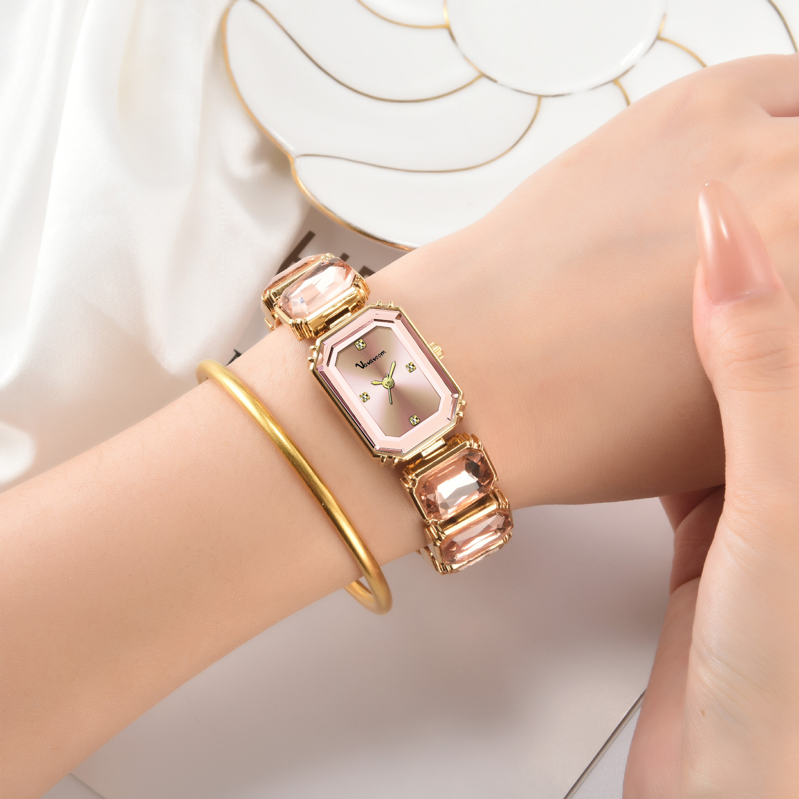 2025 New Women Watches Luxury  - Anti-Magnetic Watch incelemesi ve fiyatı